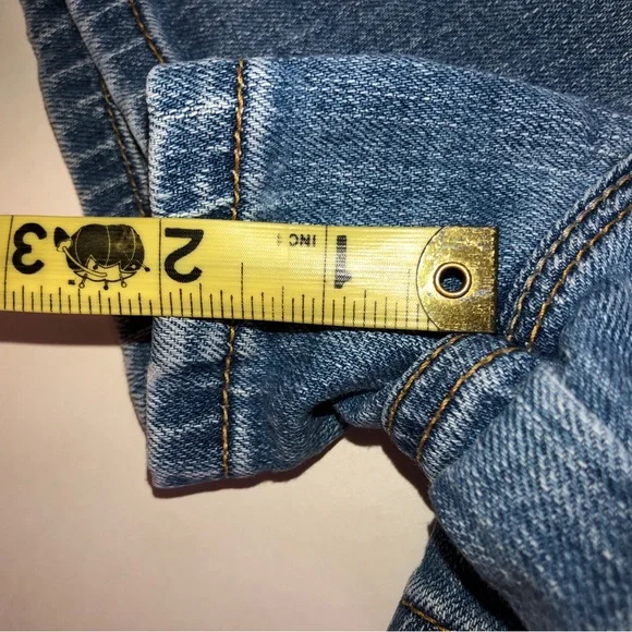 Vintage Levi’s SuperLow Stretch Denim Shorts (13 Junior) - Picture 10 of 15